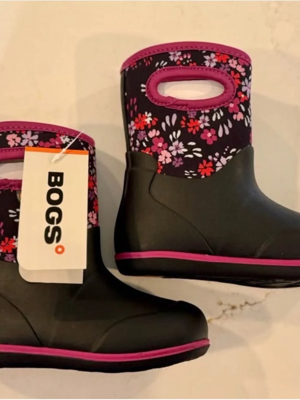 Bogs Baby Classic Impressionist Floral Winter Boots NWT Kids Size 9